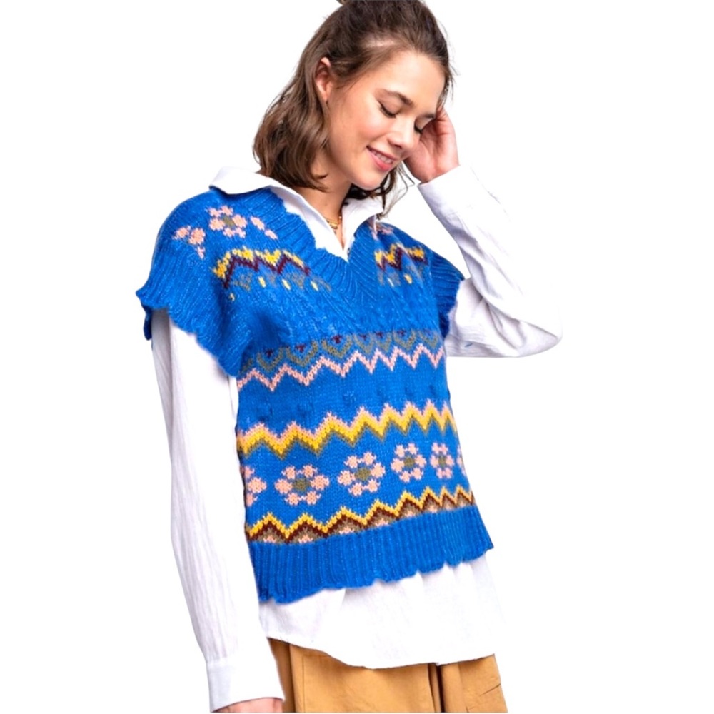 EASEL Patterned V-Neck Sweater Vest, Size M. - Picture 3 of 3